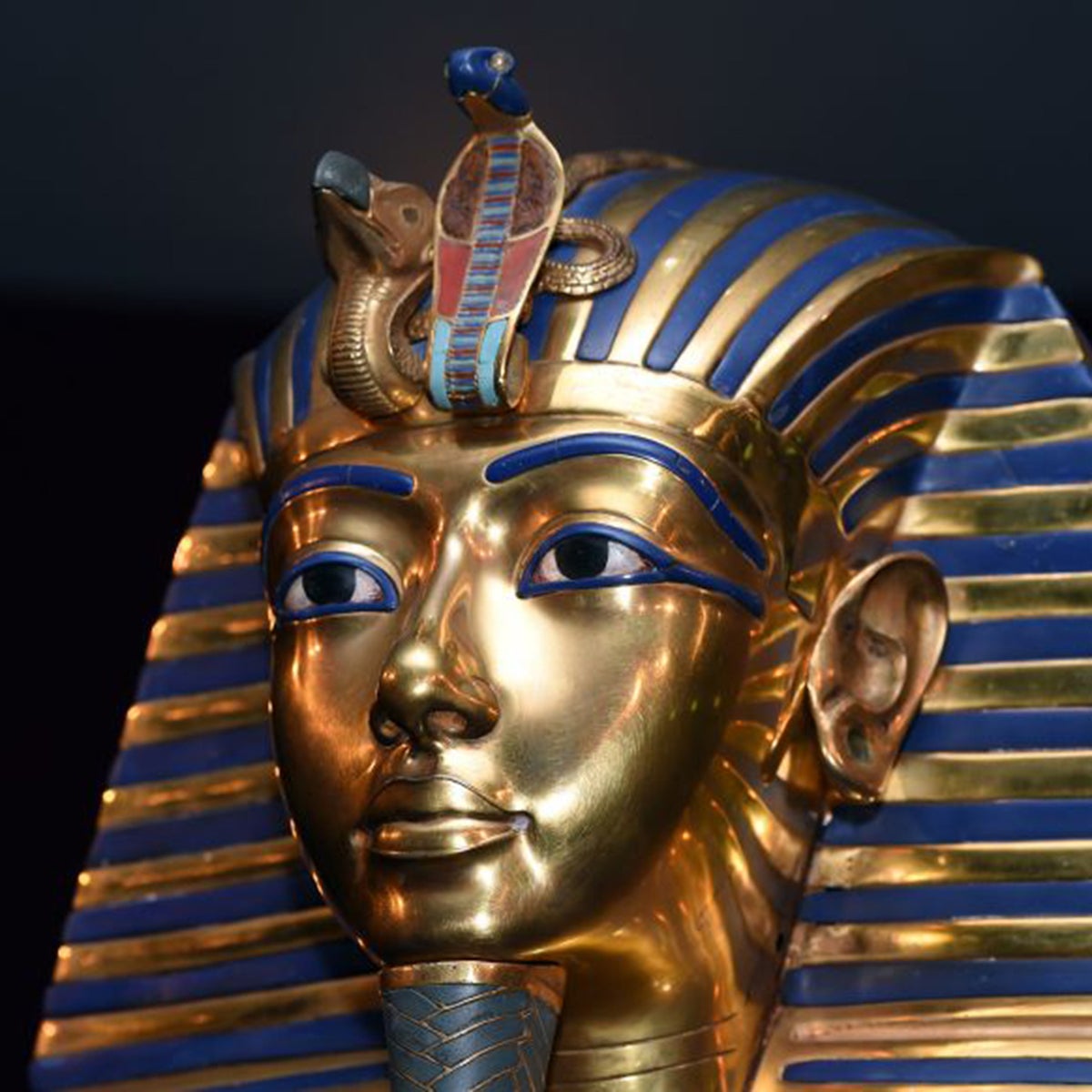 Idag öppnar den nya utställningen “The Sands of Time, The Times of Change” på Medelhavsmuséet.