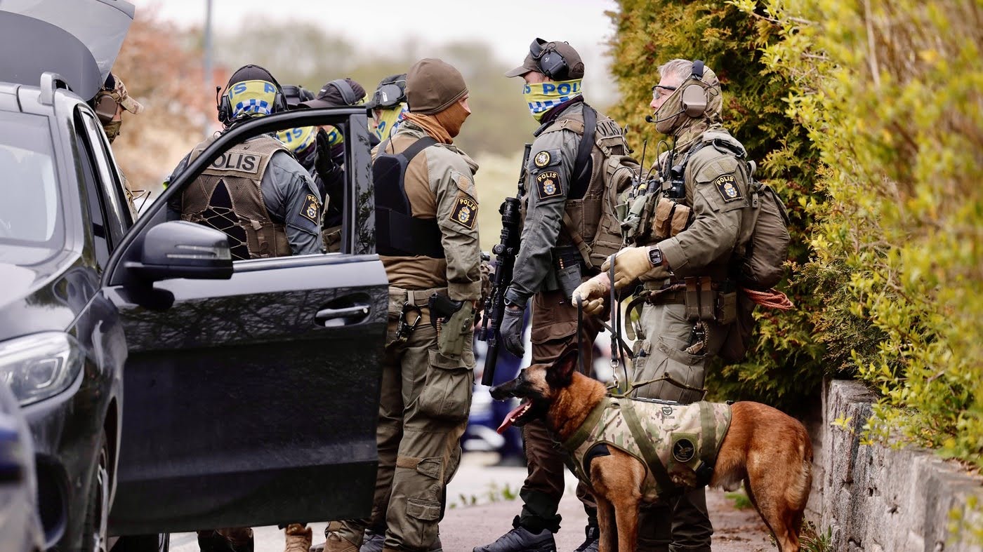 Flera döda i tillslag mot föreningslokal i södra Stockholm - SSG eskalerar konflikten